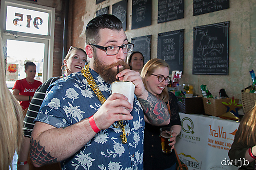 Devour Bartender Comp063