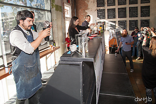 Devour Bartender Comp072