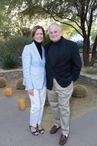 0473dinner_on_the_desert