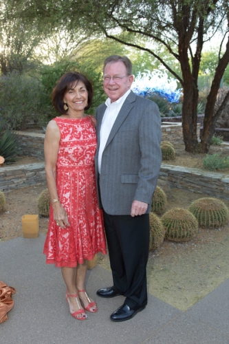 0476dinner_on_the_desert