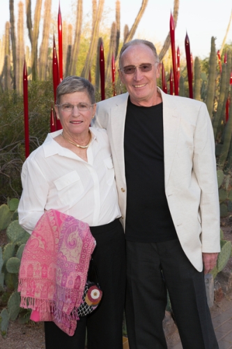 0533dinner_on_the_desert