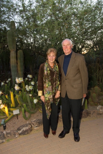 0619dinner_on_the_desert