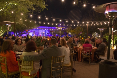 0753dinner_on_the_desert
