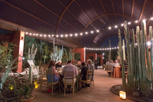 0812dinner_on_the_desert