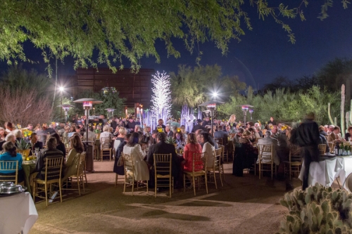 0819dinner_on_the_desert