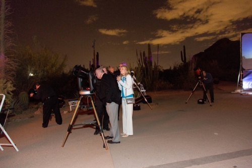0898dinner_on_the_desert