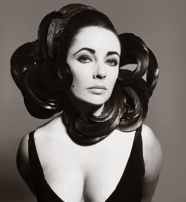 elizabeth_taylor_by_richard_avedon_1964