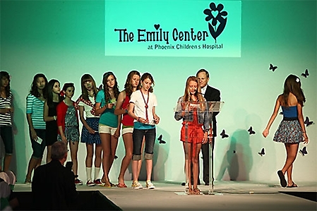 emily-center-fashion-sho-06