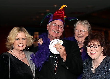 epilepsy-foundation-mardi-gras-gala-phoenix-2010_05