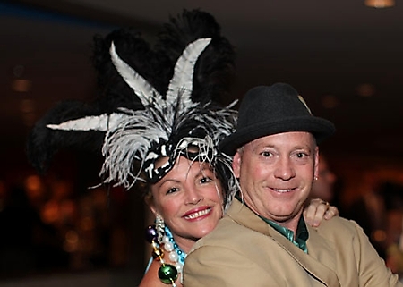 epilepsy-foundation-mardi-gras-gala-phoenix-2010_61