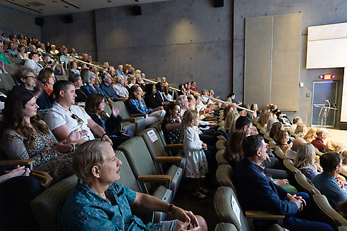 fenneywinthrop-2026_55166728694_l_1775773856_69d828a0d9b6a