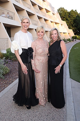 Gala_Chairs_Carrie_Hall__Fresh_Start_Co-Founder_Pat_Petznick_Wick__and_Gala_Chair_Kathy_Munson._Cred_1774541860_69c55c24e34a7