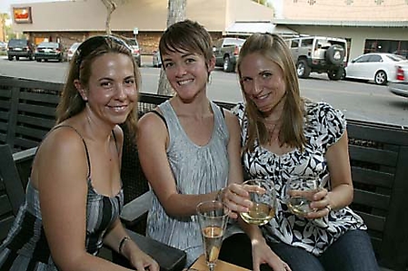 geisha-a_go-go-happy-hour-scottsdale-2009-22