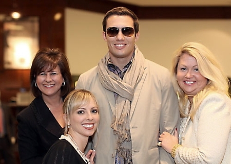 heart-ball-kick-off-2010-saks-phoenix_26