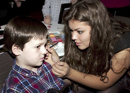 historical-league-childrens-holiday-party-and-luncheon-scottsdale-2009_29