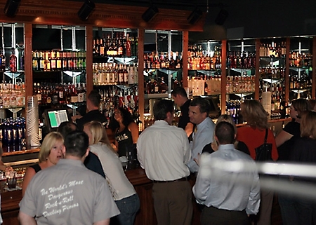 howl-at-the-moon-opening-scottsdale-2009_02