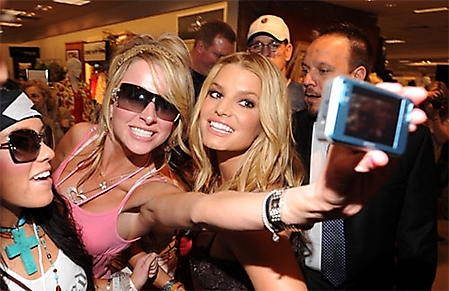 jessica_simpson_dillards_17