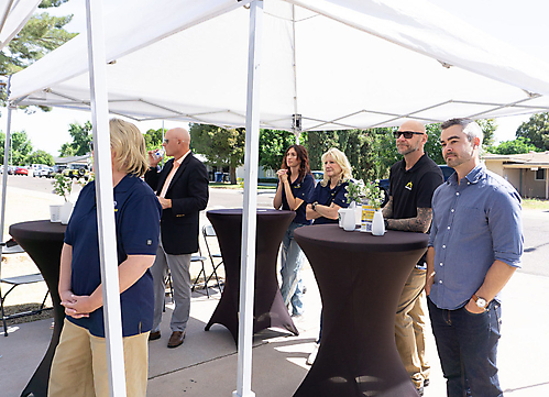 joeshousegrandopening2026-25_55226672700_l_1777326240_69efd8a0d2030