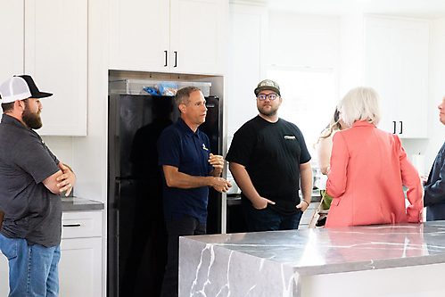 joeshousegrandopening2026-42_55226673410_l_1777326241_69efd8a161e9b