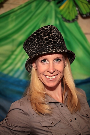 mad-hatter-tea-party-phoenix-2010_12