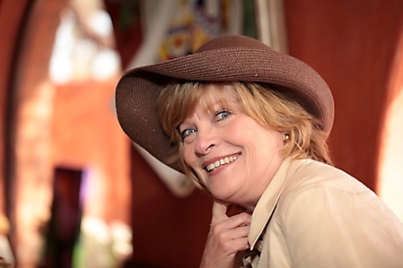 mad-hatter-tea-party-phoenix-2010_23