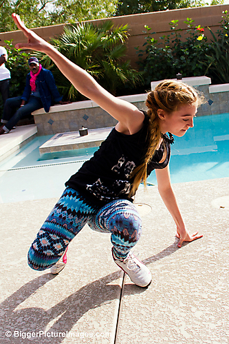 Dancer_lr-0503