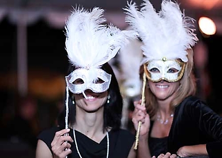 masker-aide-night-gala-scottsdale-2009_06