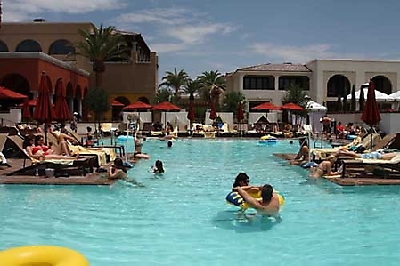 montelucia-memorial-day-weekend-pool-phoenix-2009-14