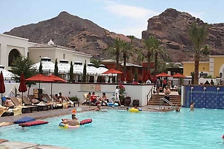 montelucia-memorial-day-weekend-pool-phoenix-2009-17