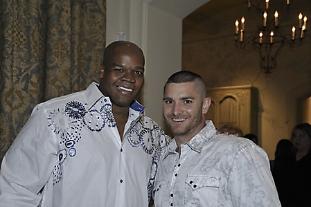 mlb-wives-annual-fundraiser-tommy-bahama-paradise-valley-2010_13