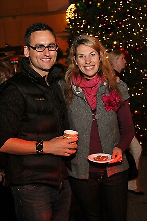 motelucia-tree-lighting-scottsdale-2009_71