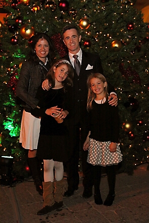 motelucia-tree-lighting-scottsdale-2009_80