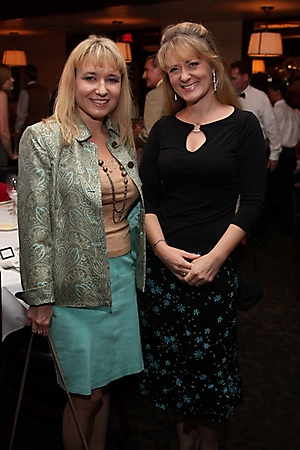 celebrity-waiter-night-mortons-scottsdale-2009_020