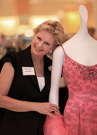 neiman-marcus-fashions-night-out-scottsdale-2009_63