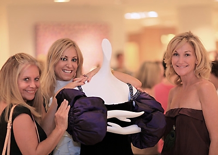neiman-marcus-fashions-night-out-scottsdale-2009_67