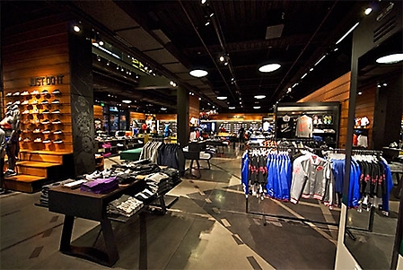 Gallery - Nike Store Opening in 