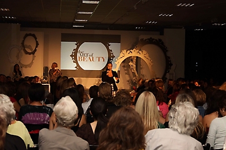 nordstrom-cosmetic-trends-show-phoenix-2009_08