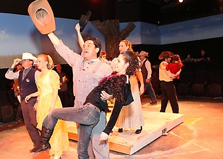 oklahoma-opening-desert-stages-theatre-scottsdale-2009_11