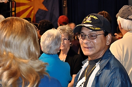 mccain-rally-mesa-arizona-2010_08