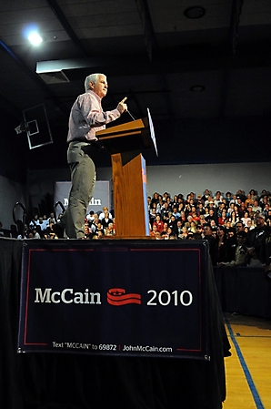 mccain-rally-mesa-arizona-2010_27