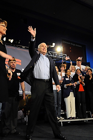 mccain-rally-mesa-arizona-2010_45