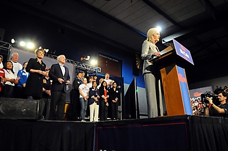 mccain-rally-mesa-arizona-2010_52