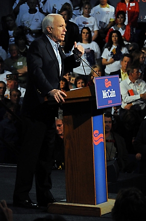 mccain-rally-mesa-arizona-2010_73