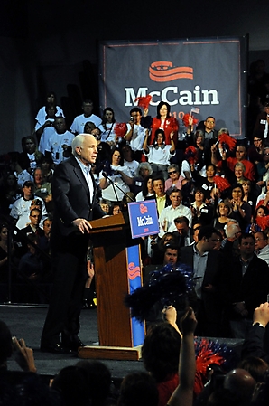 mccain-rally-mesa-arizona-2010_75