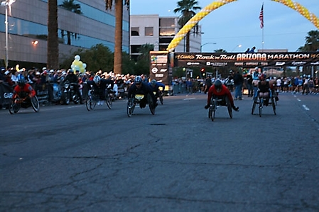 pf-changs-rock-n-roll-marathon-phoenix-2010_12