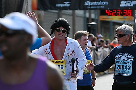 pf-changs-rock-n-roll-marathon-phoenix-2010_66