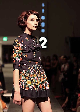 phoenix-fashion-week-scottsdale-2009_35