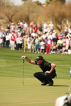 waste-management-phoenix-open-golfers-scottsdale-friday-2010_50