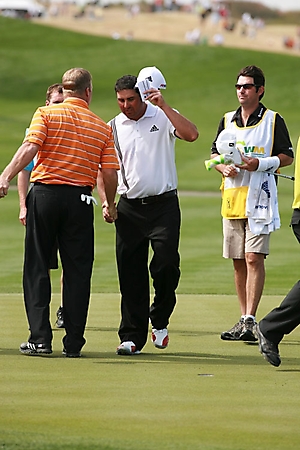 waste-management-phoenix-open-golfers-scottsdale-friday-2010_67