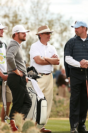 phoenix-open-golfers-wednesday-scottsdale-2010_51